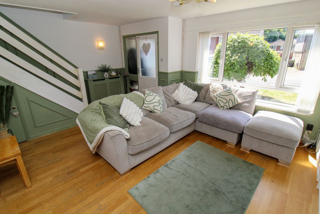 Property photo 2 of 24