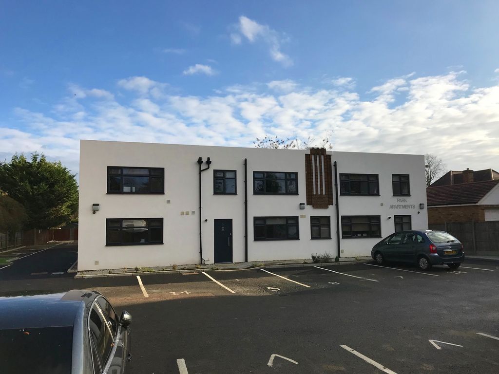 Property photo 1 of 12