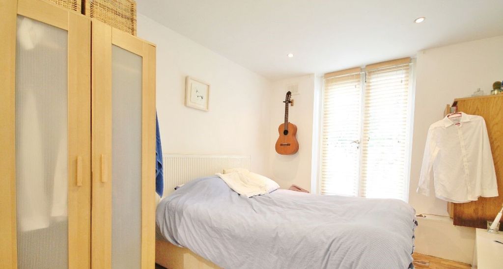 Property photo 3 of 4
