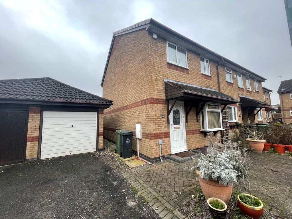 Property photo 1 of 9 Exterior