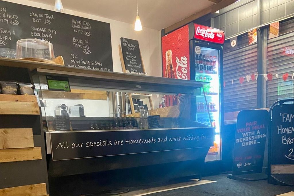 Property photo 2 of 6