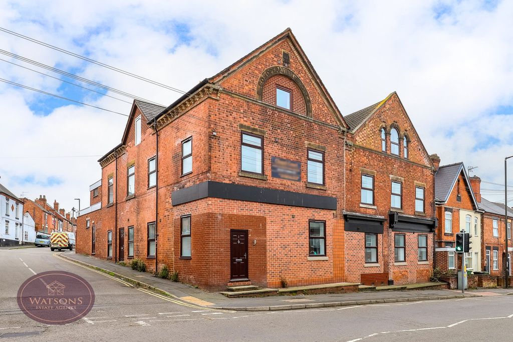 Property photo 1 of 9