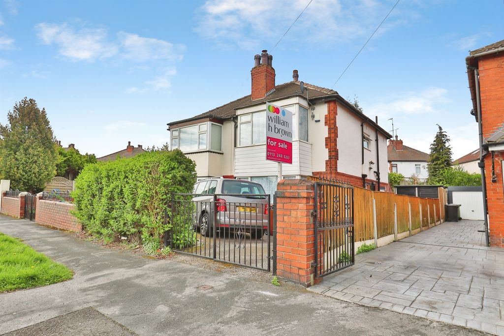 Property photo 1 of 11