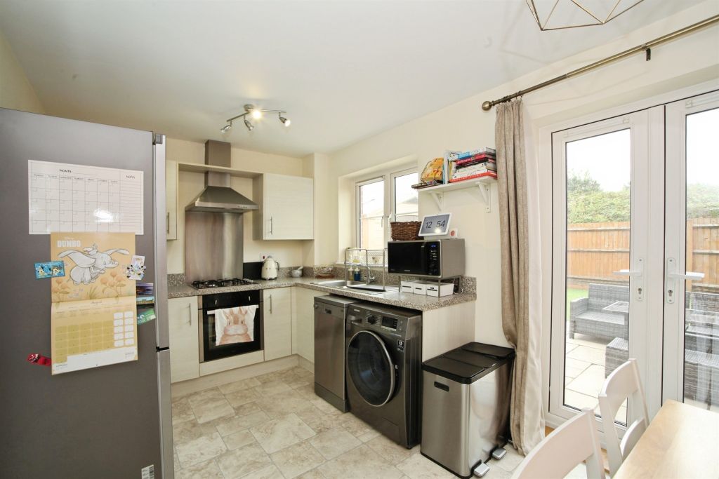 Property photo 3 of 17