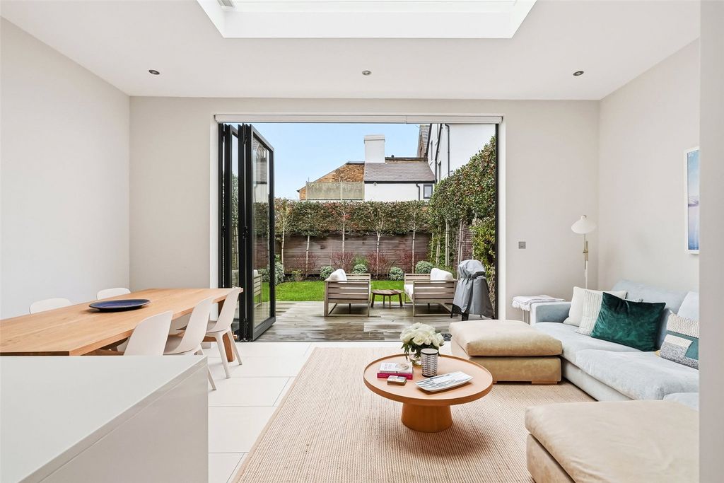 Property photo 3 of 16 Picture No. 62