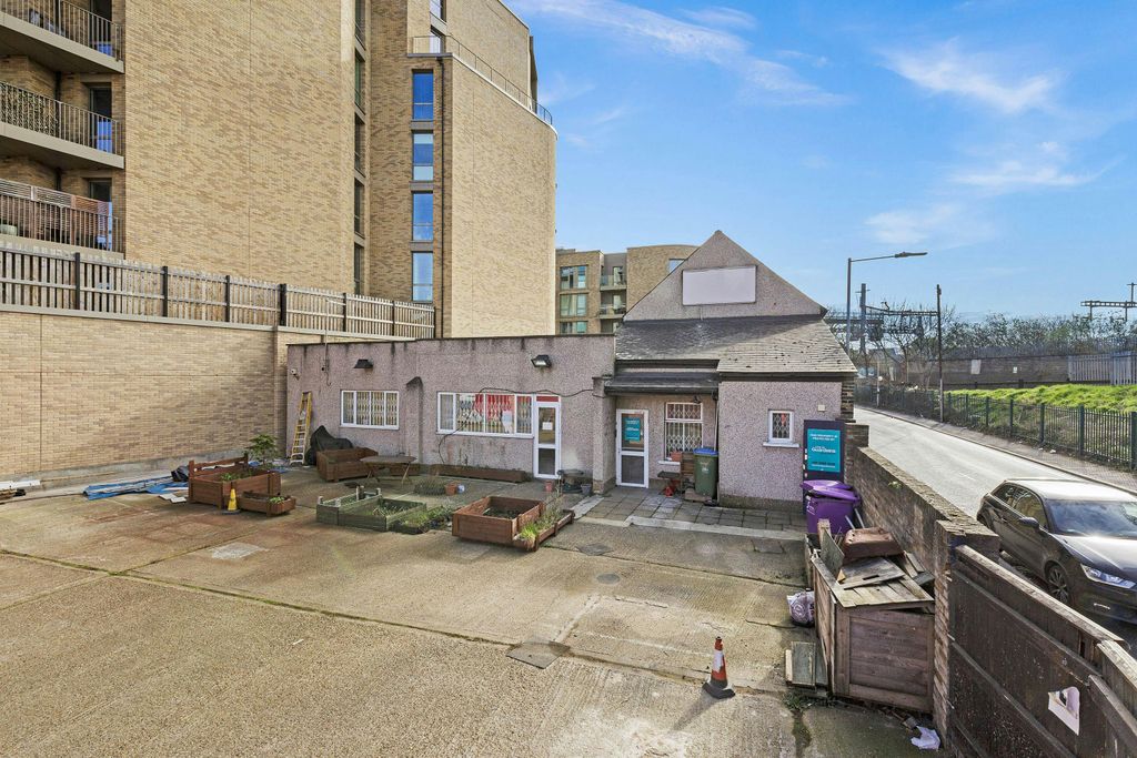 Property photo 2 of 8 Fre__Tavistock_Works__21.Jpg