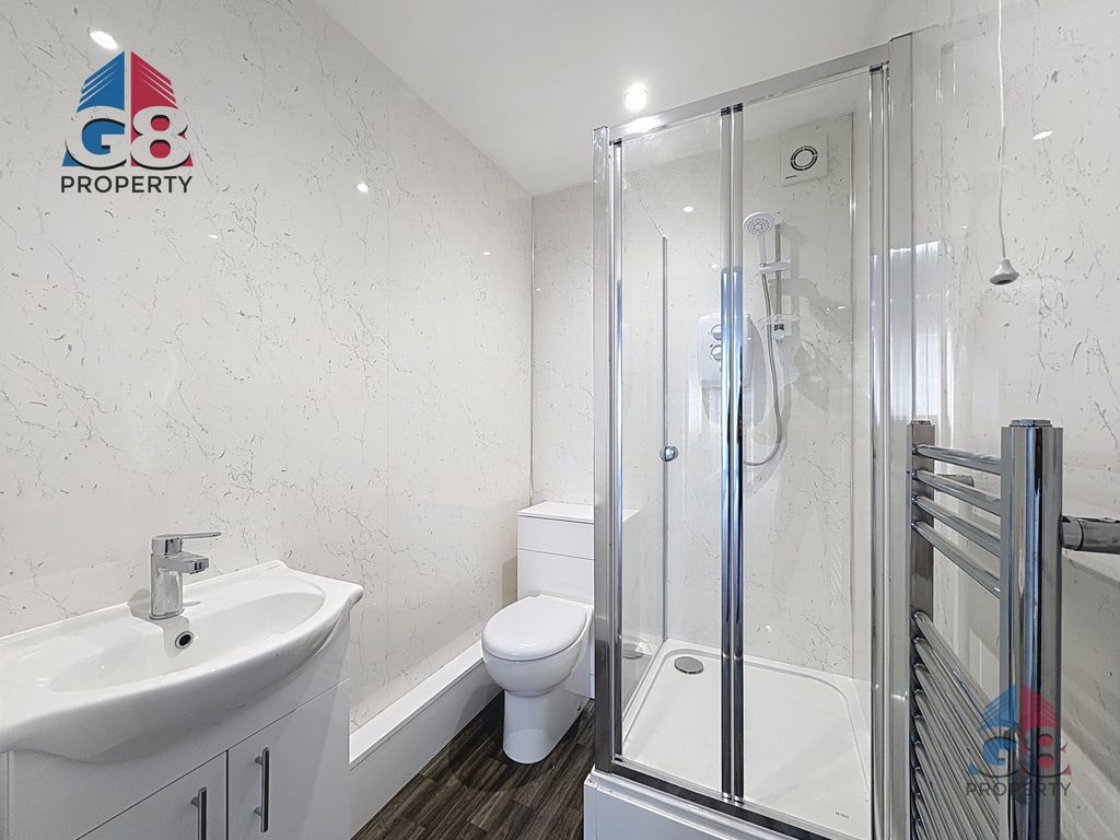 Property photo 3 of 6 Gallery