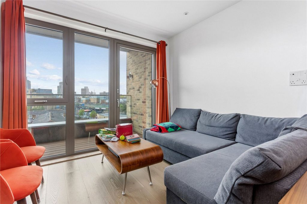 Property photo 2 of 12 Picture No. 02