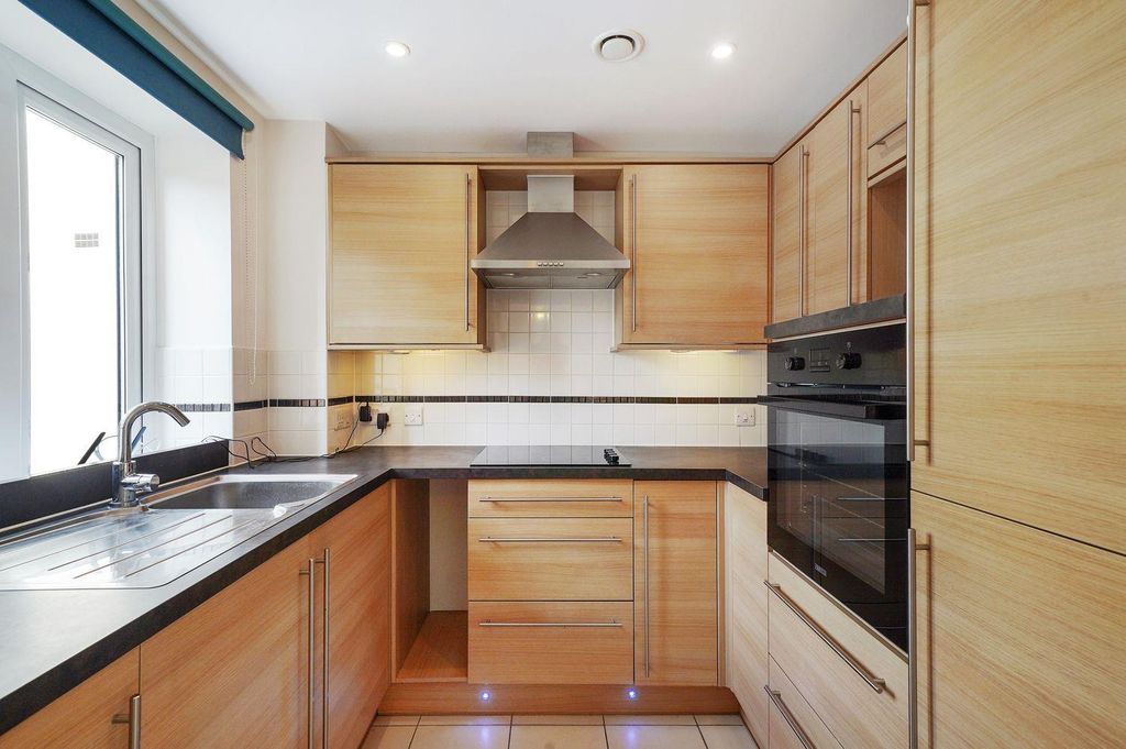 Property photo 2 of 7 18824801 (11).Jpg