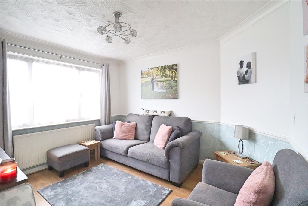 Additional image 4 of 4 bed semi-detached house for saleAetheric Road, Braintree CM7