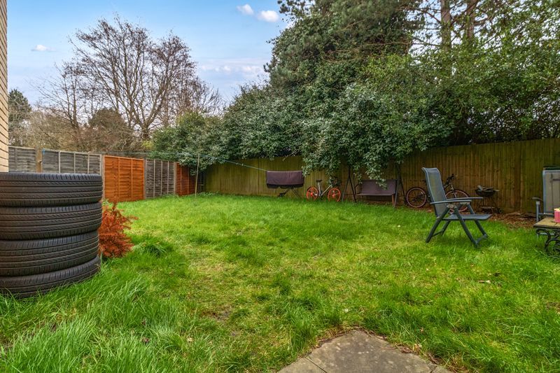 Property photo 2 of 14 Garden