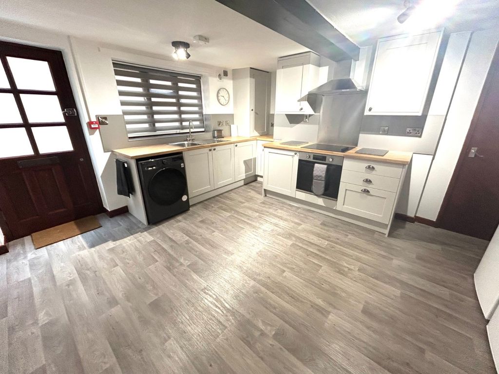 Property photo 3 of 9 Picture No. 08