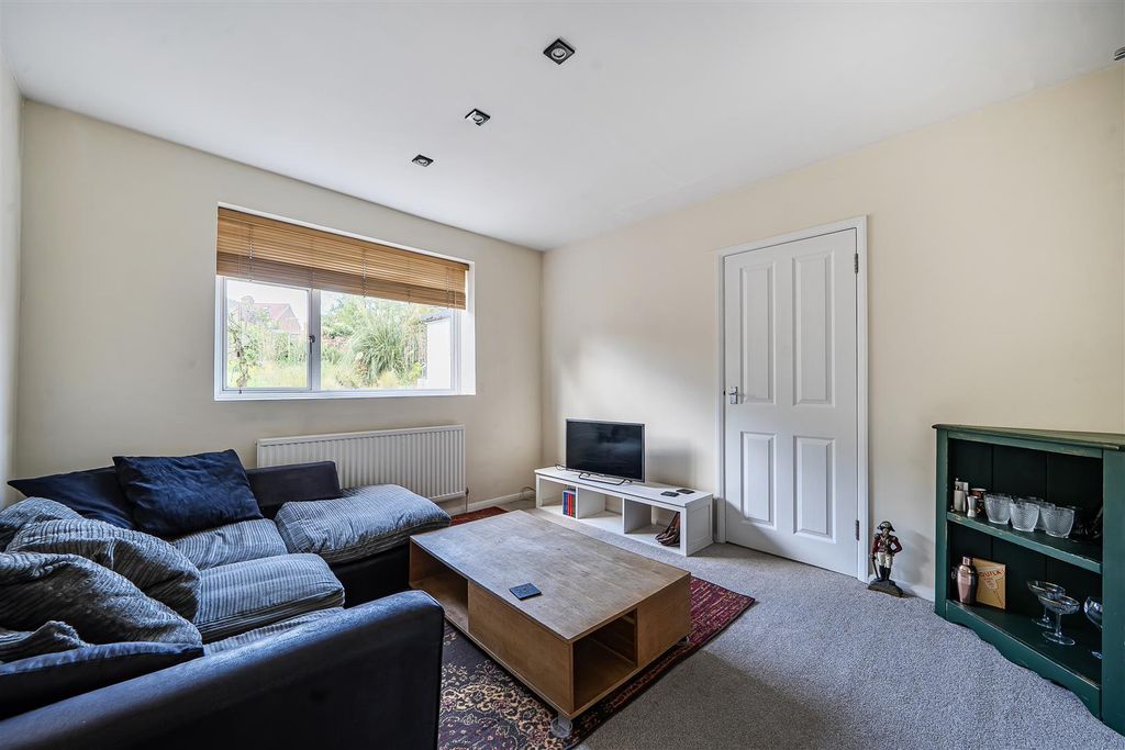 Property photo 3 of 19 1459888 (9).Jpg