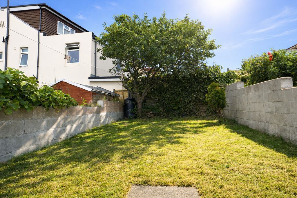 Property photo 3 of 6 Photo 13