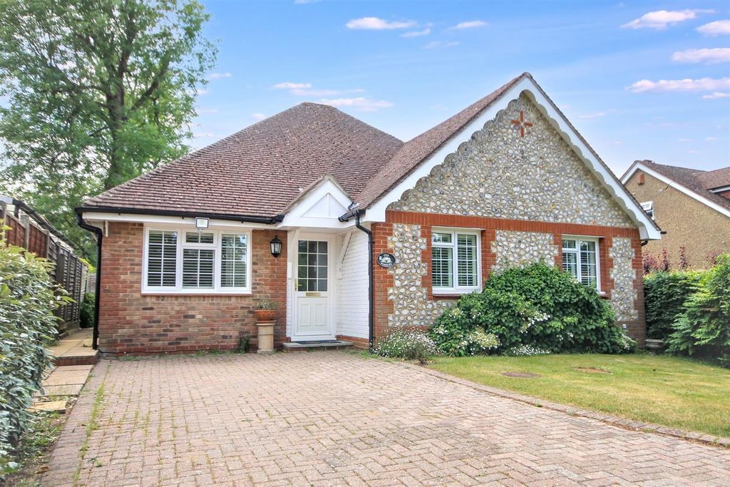 Property photo 1 of 12 1 Appletree Front.Jpg
