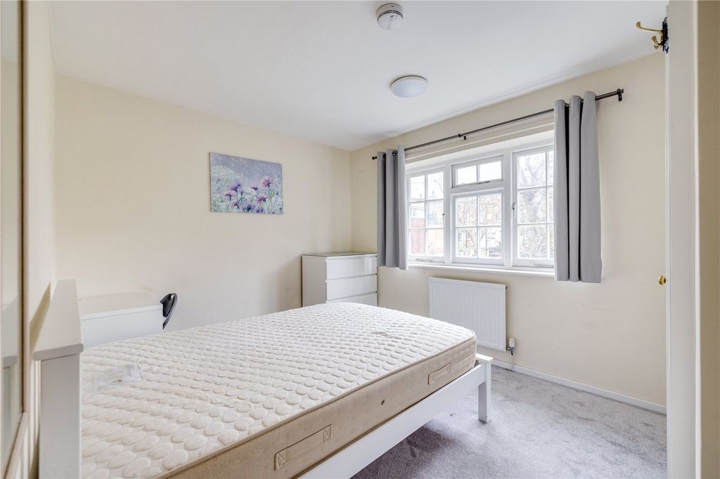 Property photo 2 of 10 Picture No. 03