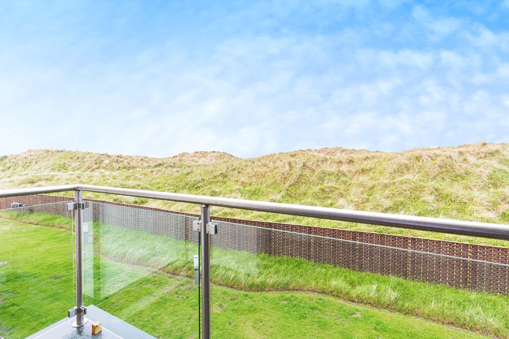 Property photo 1 of 21 Balcony Views