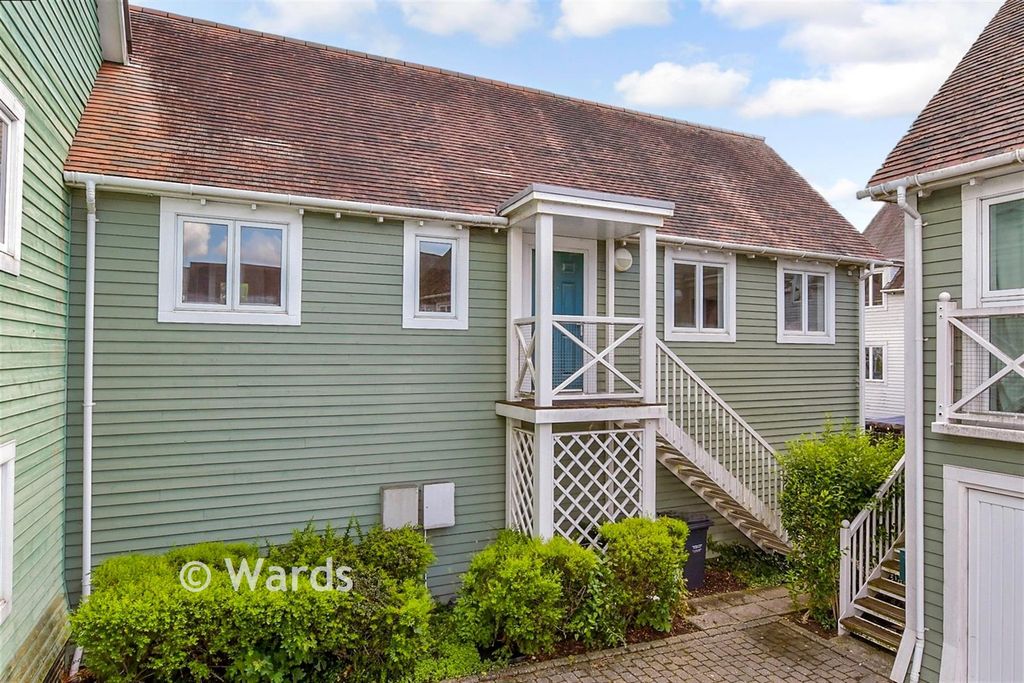 Property photo 1 of 16 External (Web)