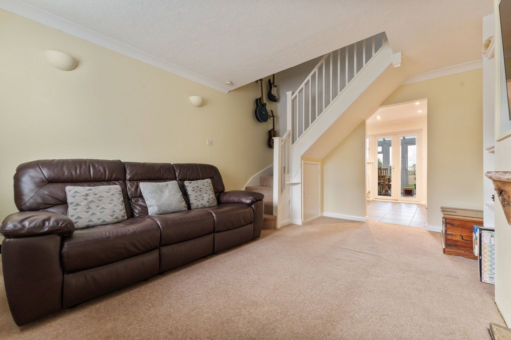Property photo 2 of 15