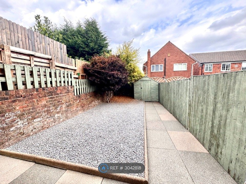 Property photo 3 of 12