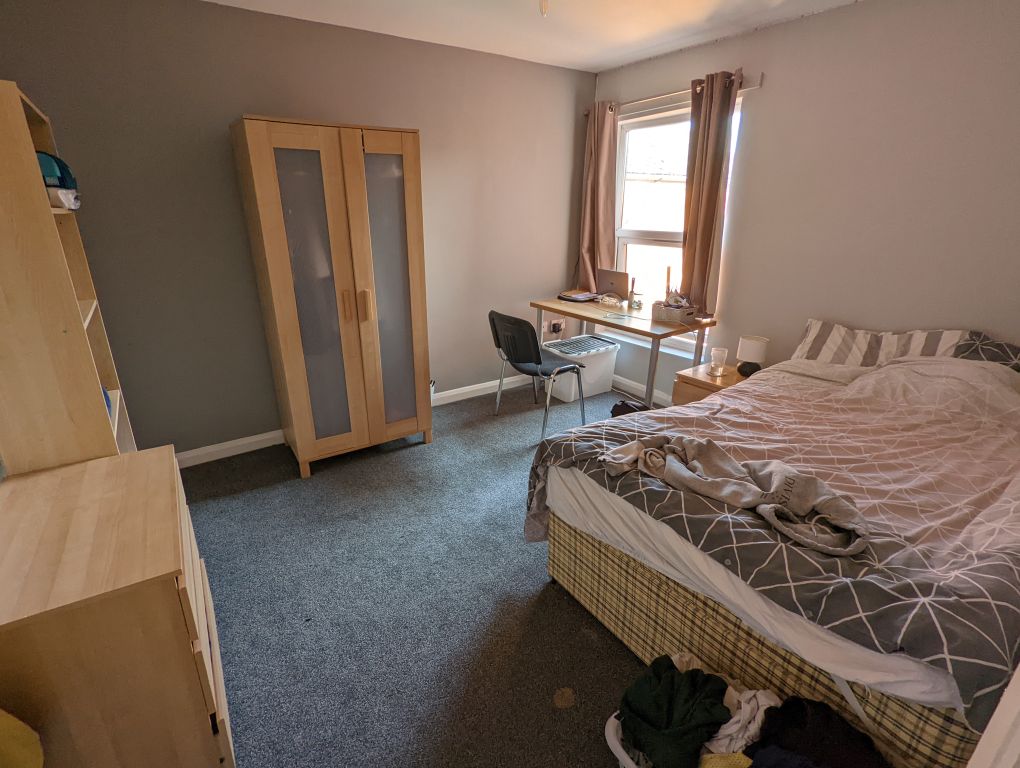 Property photo 3 of 18