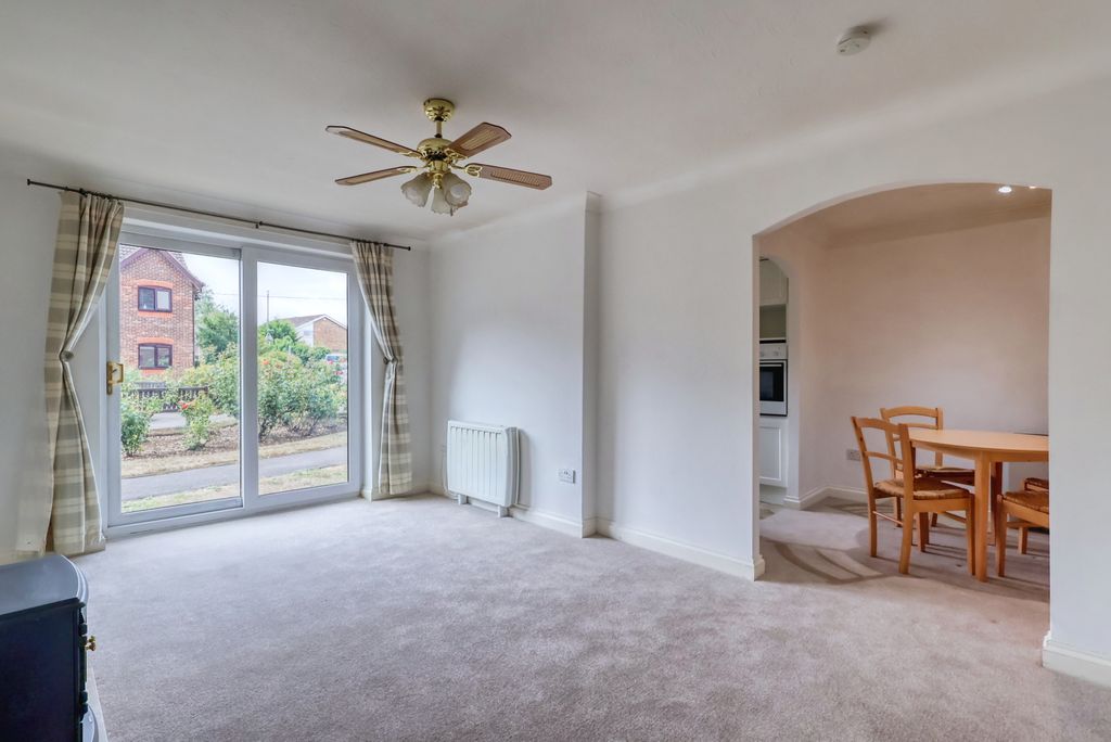 Property photo 2 of 10 Picture No. 06
