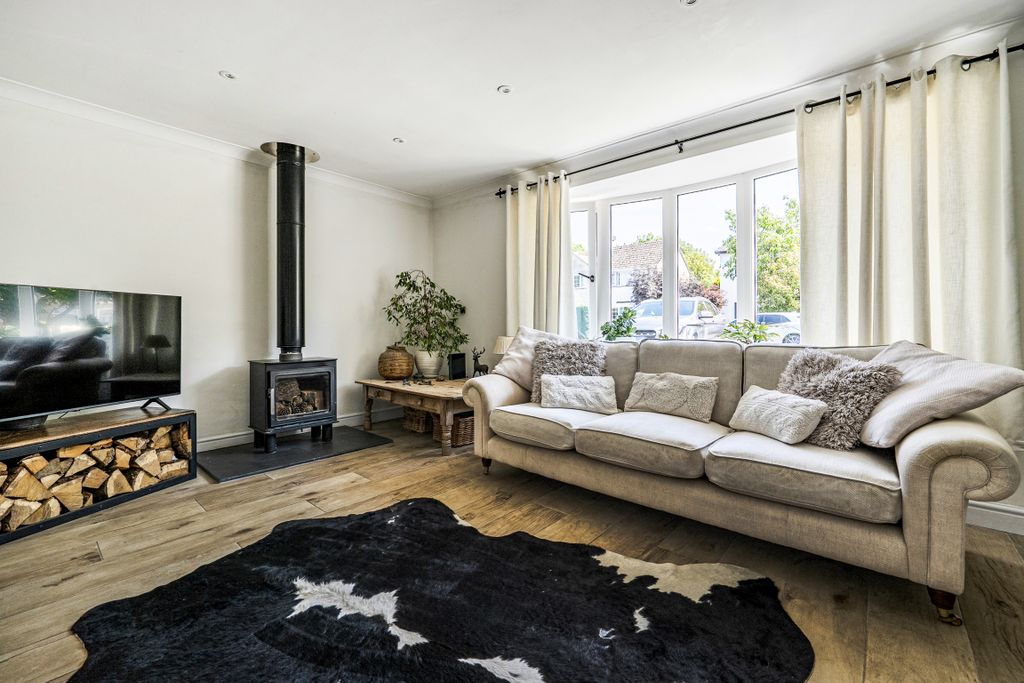 Property photo 2 of 19 148860846A4Fb8F5764F4