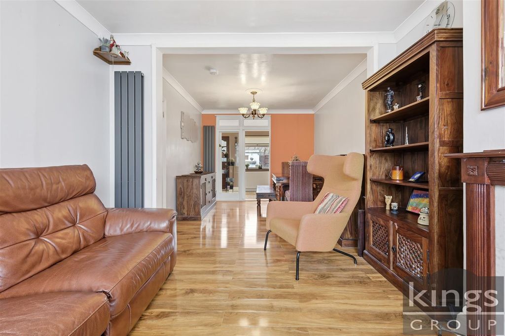 Property photo 3 of 21