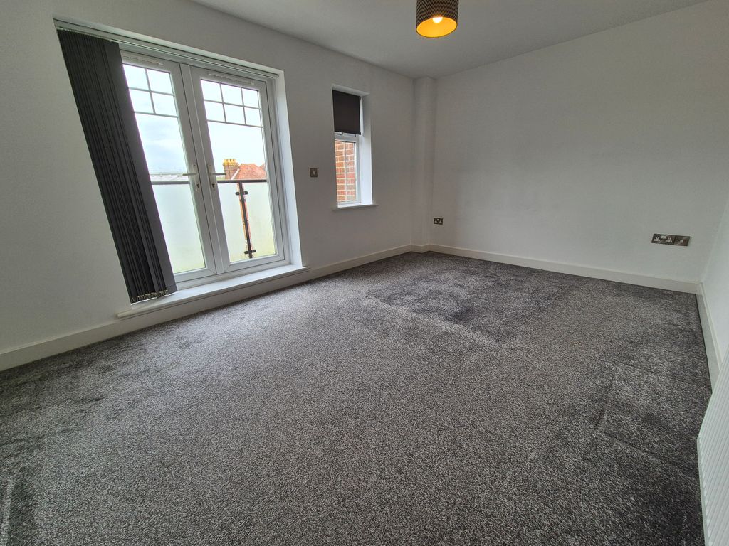Additional image 13 of 2 bed flat for saleSwan Street, Petersfield GU32