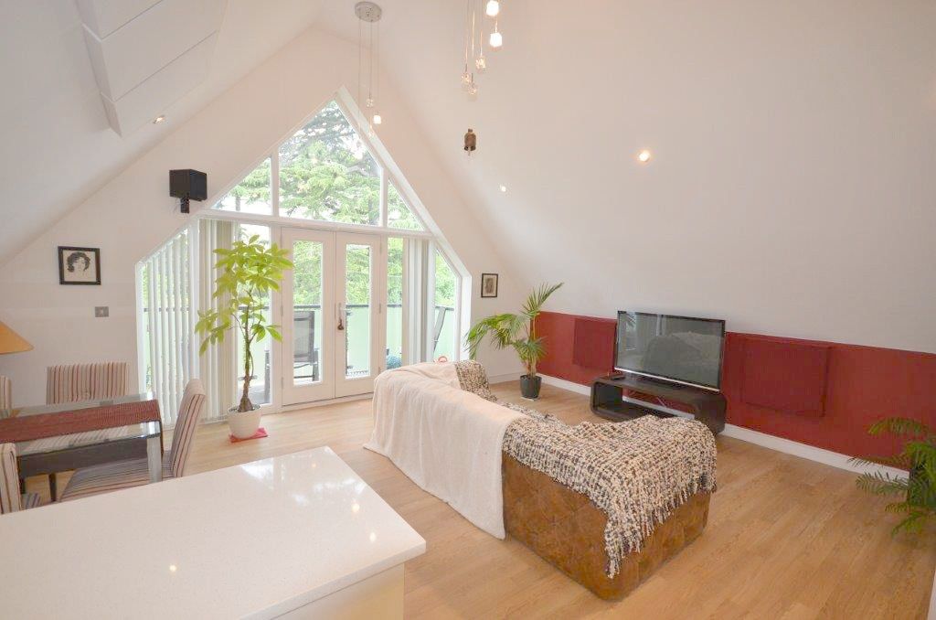 Property photo 2 of 10 Living3.Jpg