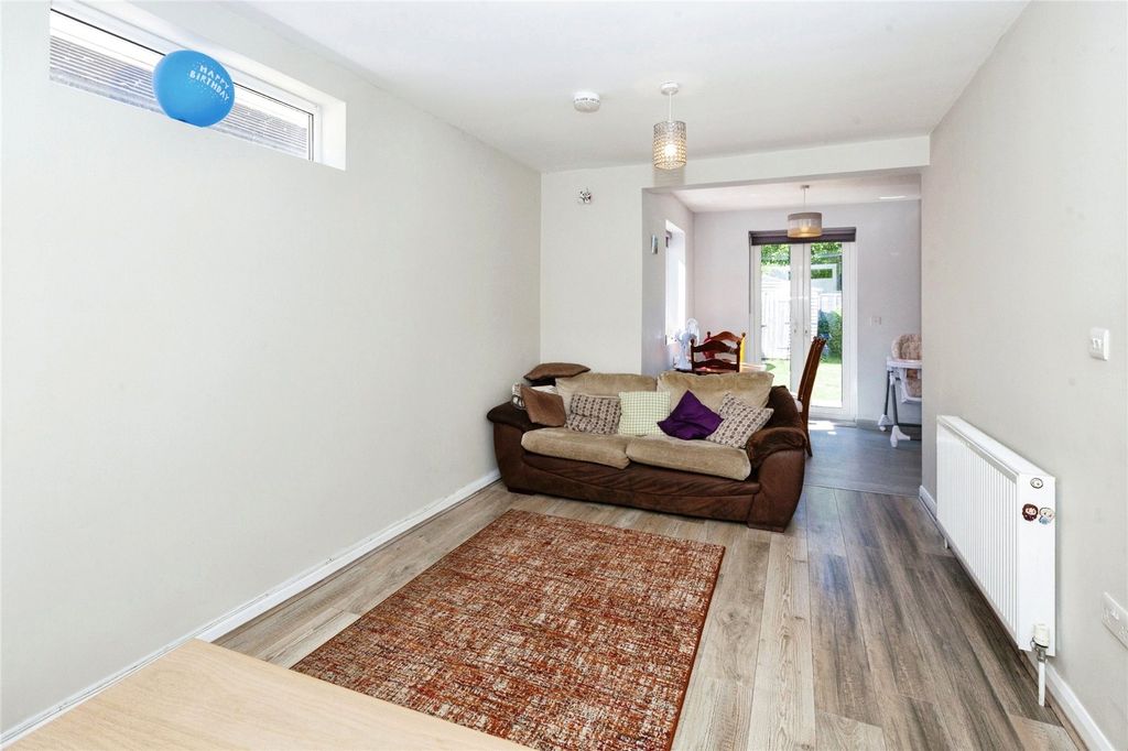Property photo 2 of 15 Picture No. 09