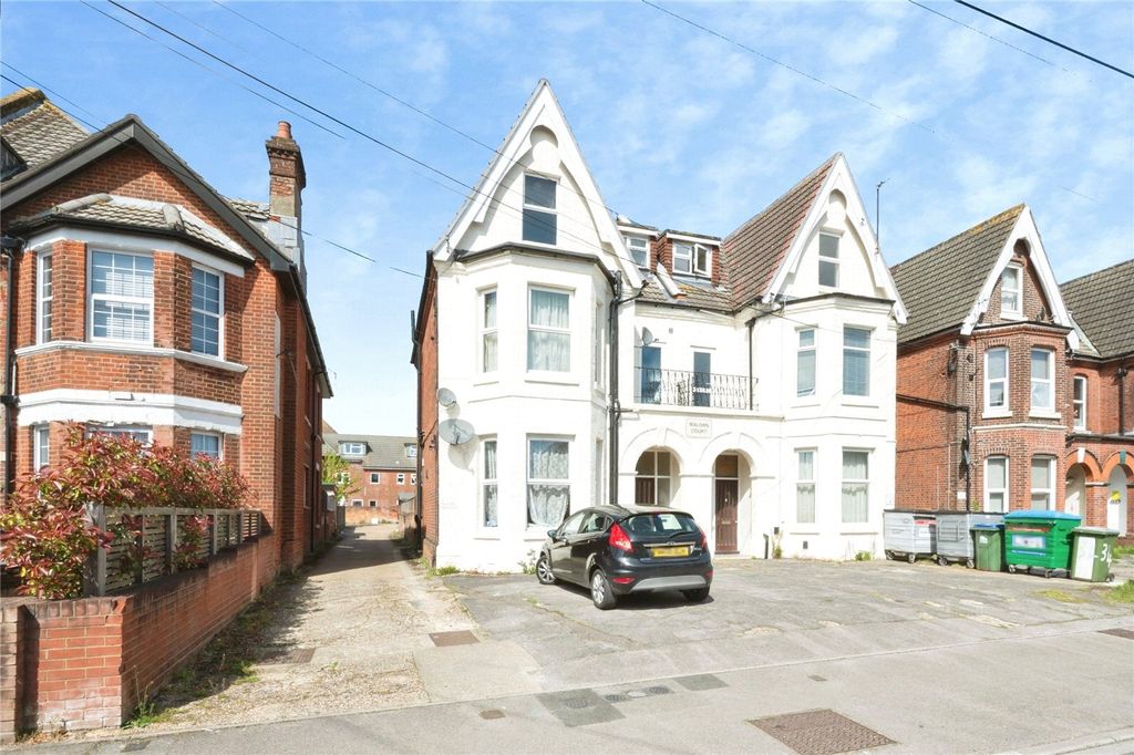 Property photo 1 of 10 Picture No. 44