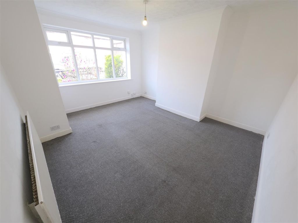 Property photo 2 of 12 20260408_121931.Jpg