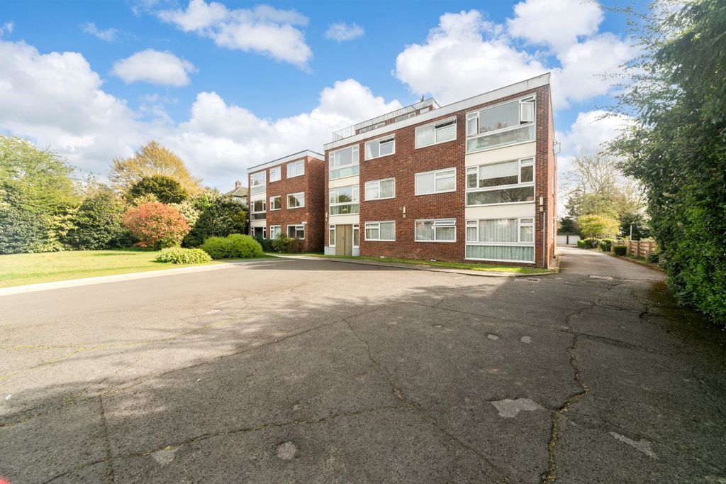 Property photo 1 of 16 Picture No. 04