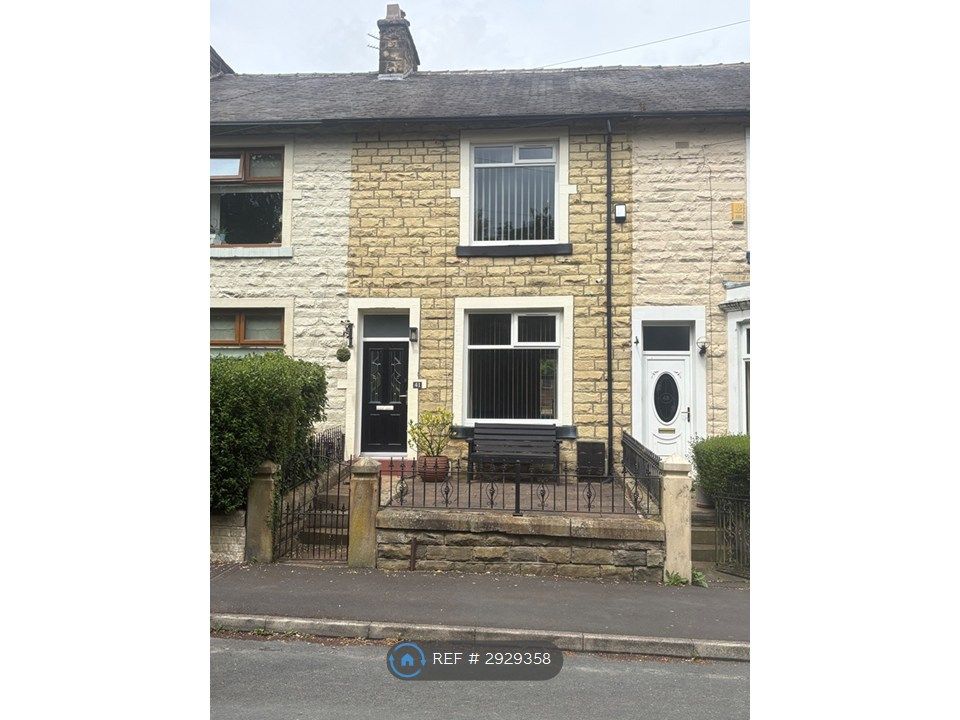 Property photo 1 of 19 House Front