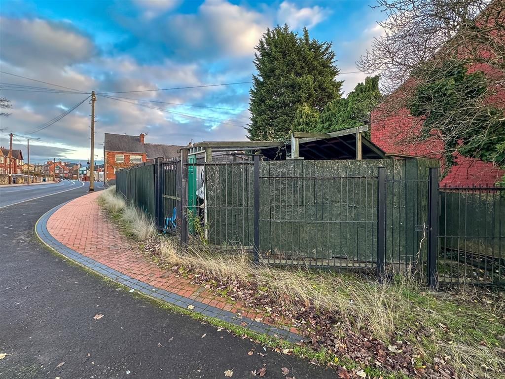 Property photo 3 of 8