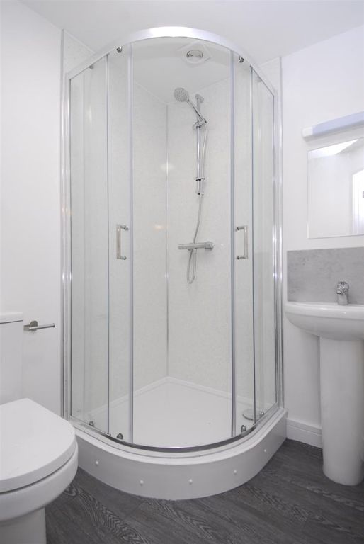 Property photo 3 of 8 90B3F593-Cfbe-4B0c-B022-147558Bda640.Jpg