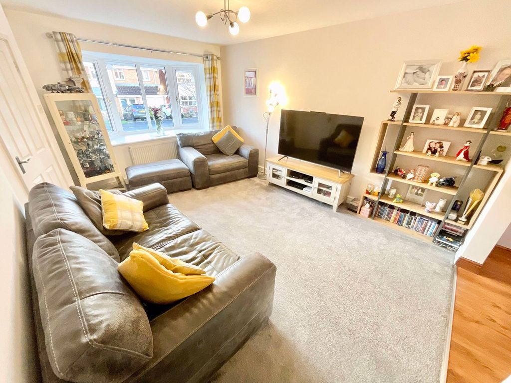 Property photo 2 of 18 Photo 14