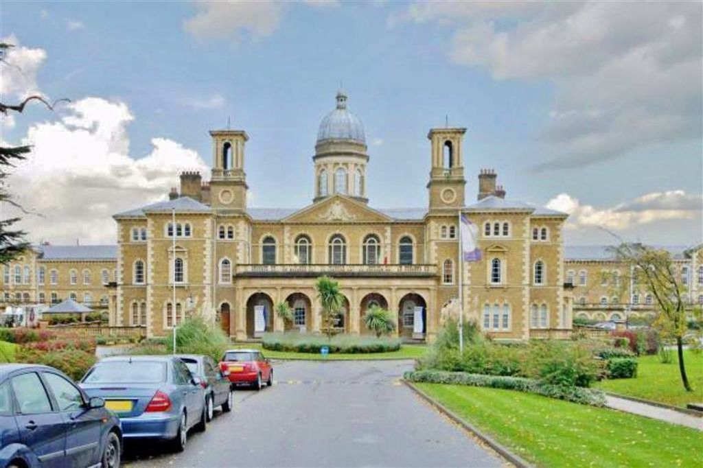 Property photo 1 of 22 Stunning 2 Bed, 2 Bath Flat With 2 Private Terraces