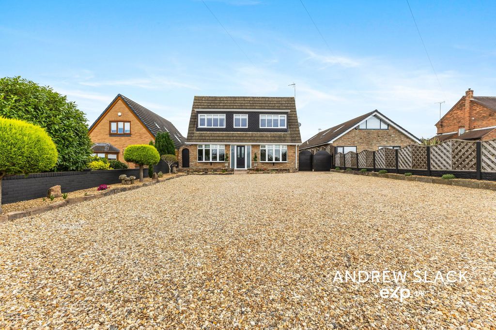 Property photo 1 of 46