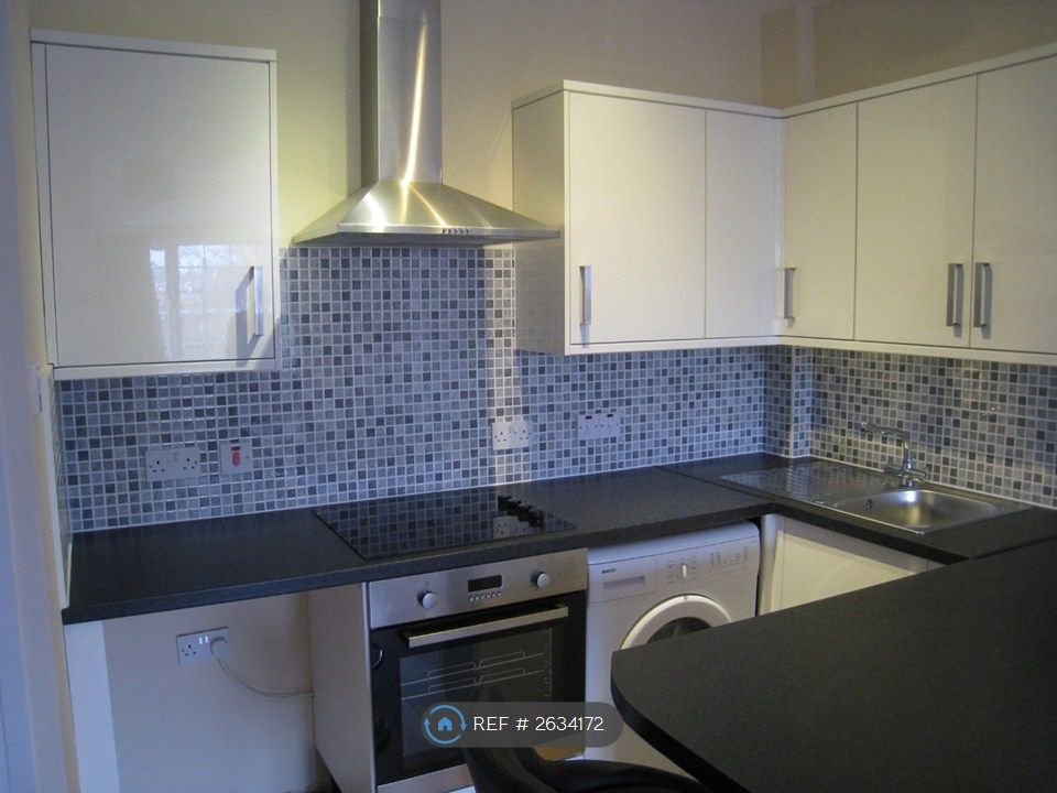 Property photo 2 of 6