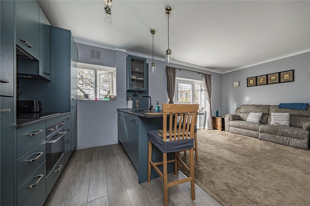 Property photo 2 of 11 Picture No. 02