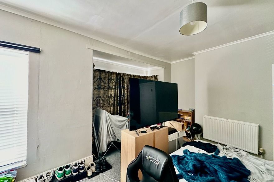 Property photo 3 of 9
