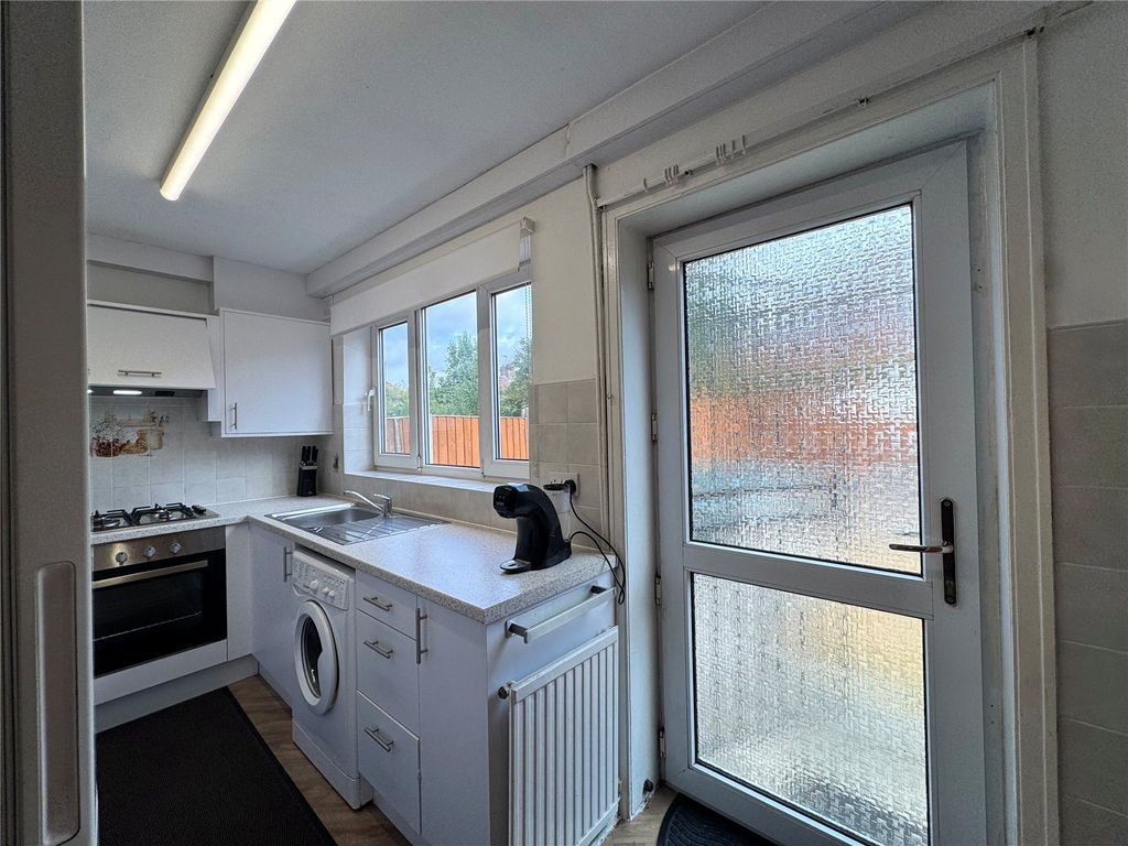 Property photo 2 of 11 Picture No. 02