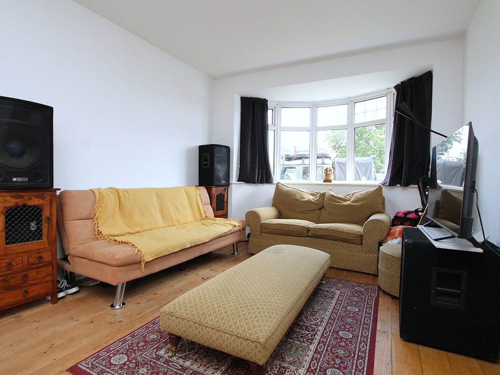 Property photo 3 of 21