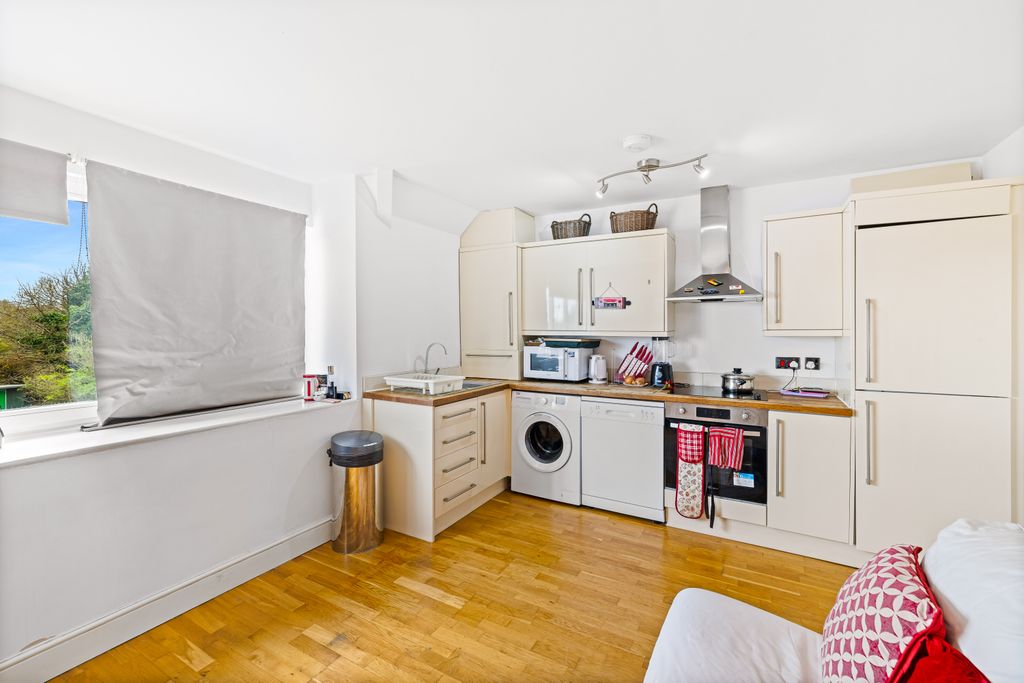 Property photo 2 of 9 Image1-5.Jpg