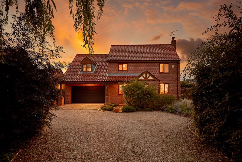 Property photo 2 of 51 Photo 21