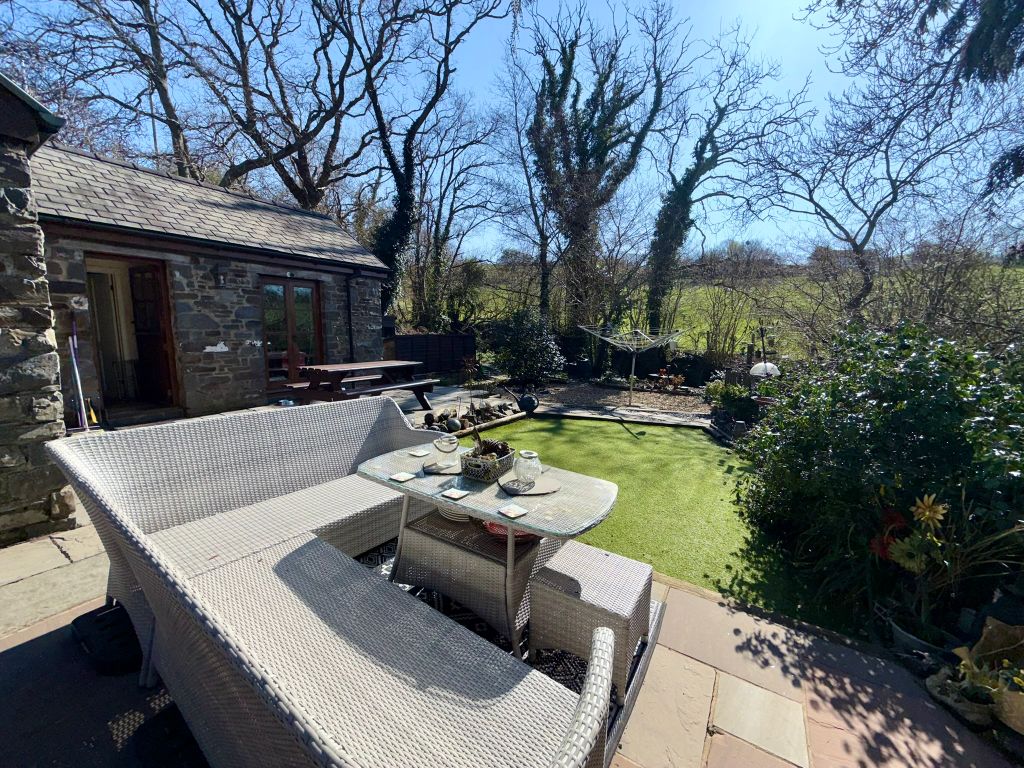 Property photo 3 of 36