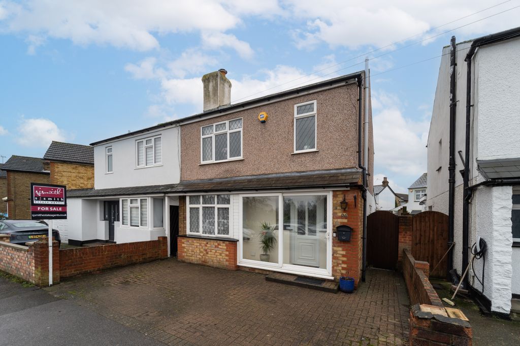 Property photo 1 of 14 Woodthorpe Rd External