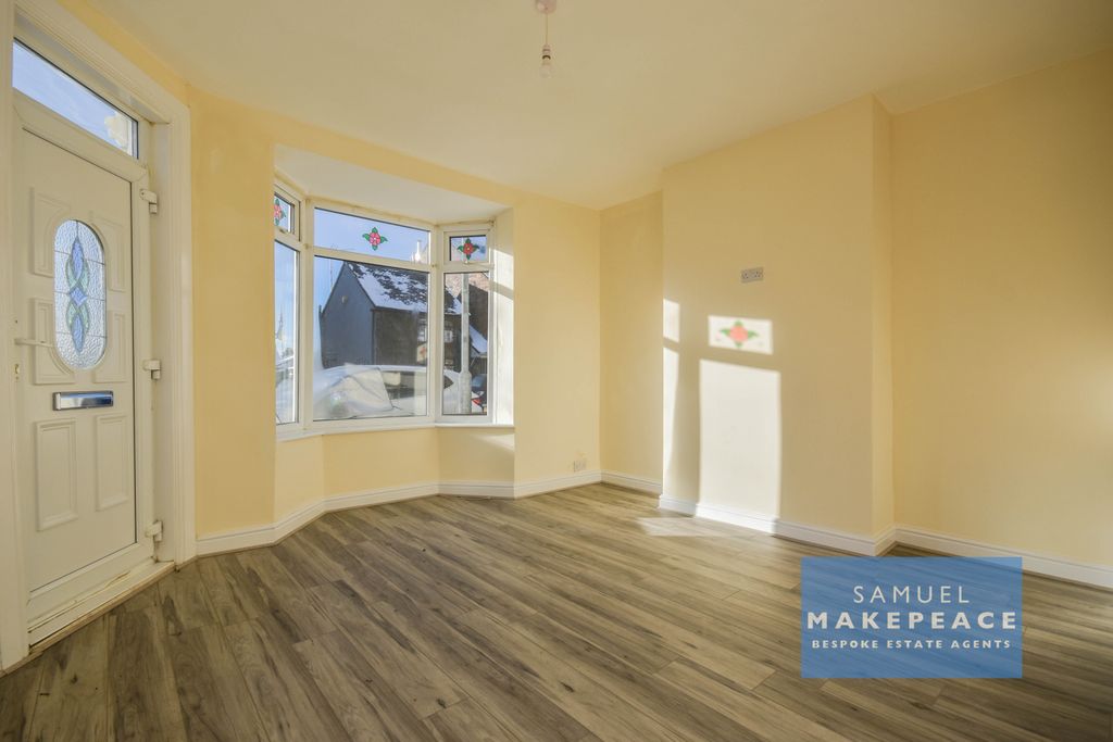 Property photo 2 of 16 Gallery